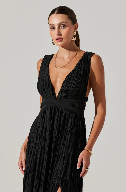 Lbruh Tesni Pleated Maxi Dress