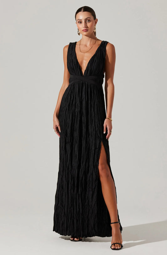Lbruh Tesni Pleated Maxi Dress